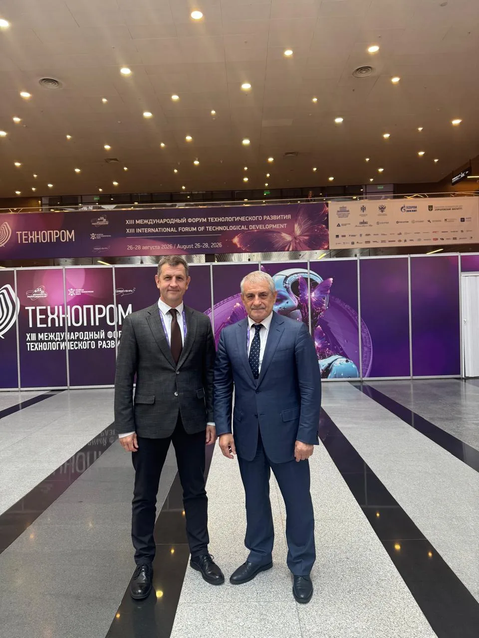 Ризван Газимагомедов принимает участие в международном форуме «Технопром-2026» в Новосибирске