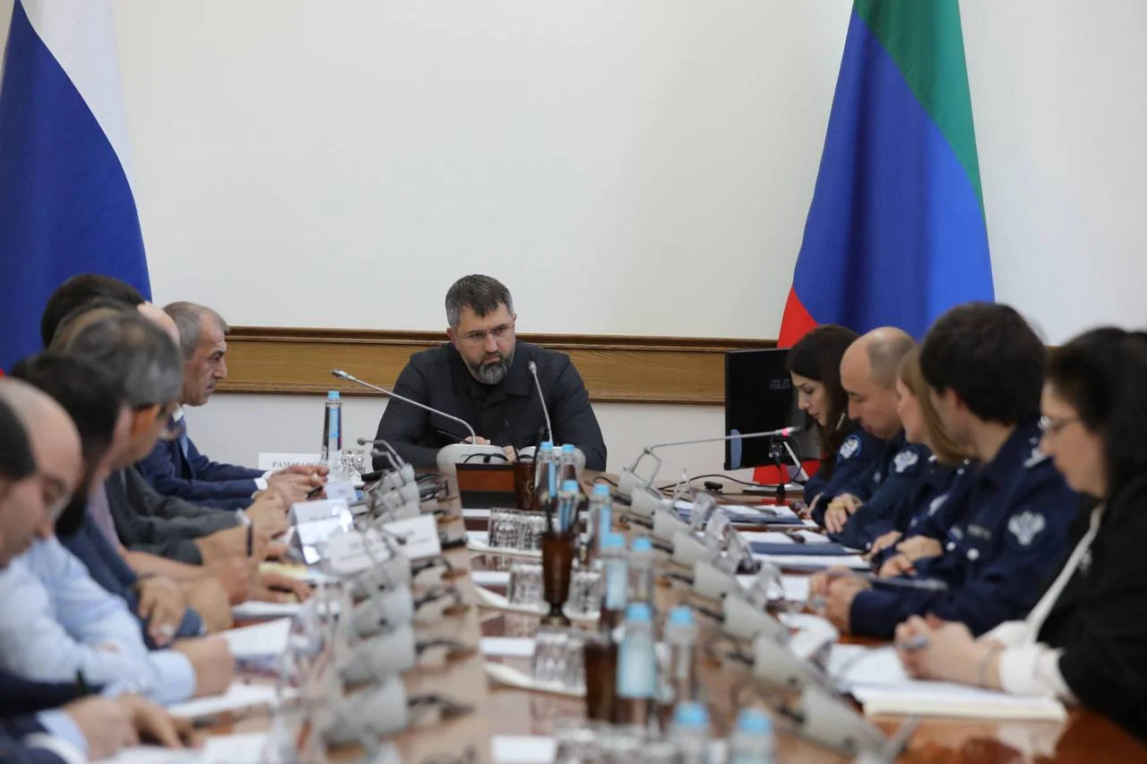 Буюрмиш акьуне дакьу курар арайил акье пуна