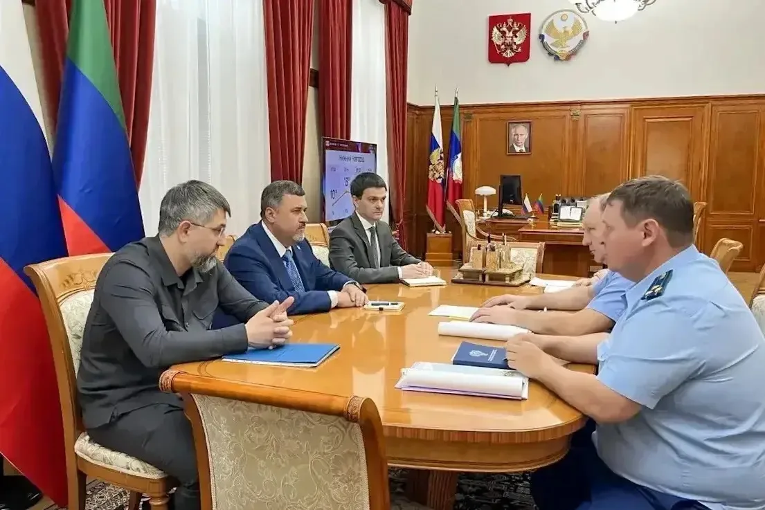 Фёдор Щукин провел рабочую встречу с Волжским межрегиональным природоохранным прокурором Александром Илюшиным