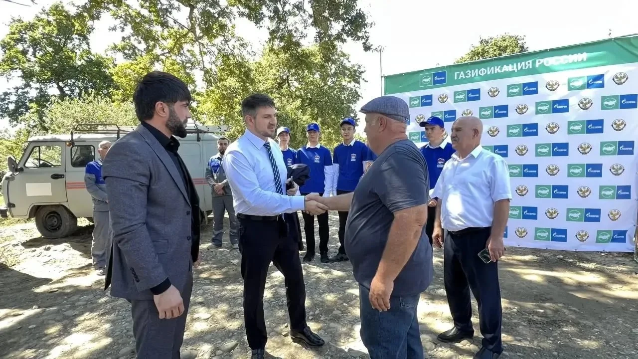 В Дербентском районе газифицировали дом родителей Героя России