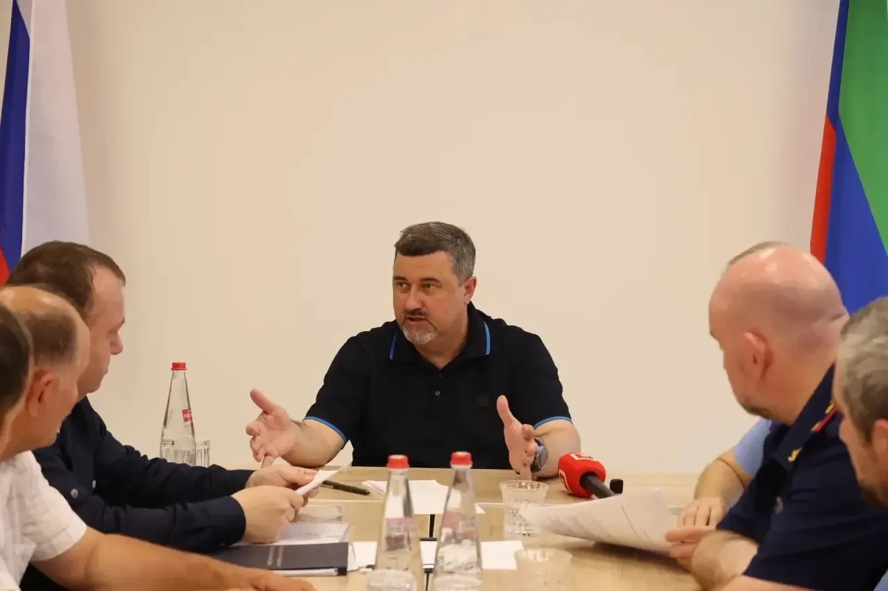 Фёдор Щукин провел совещание по вопросам восстановления Хасавюртовского района после паводков