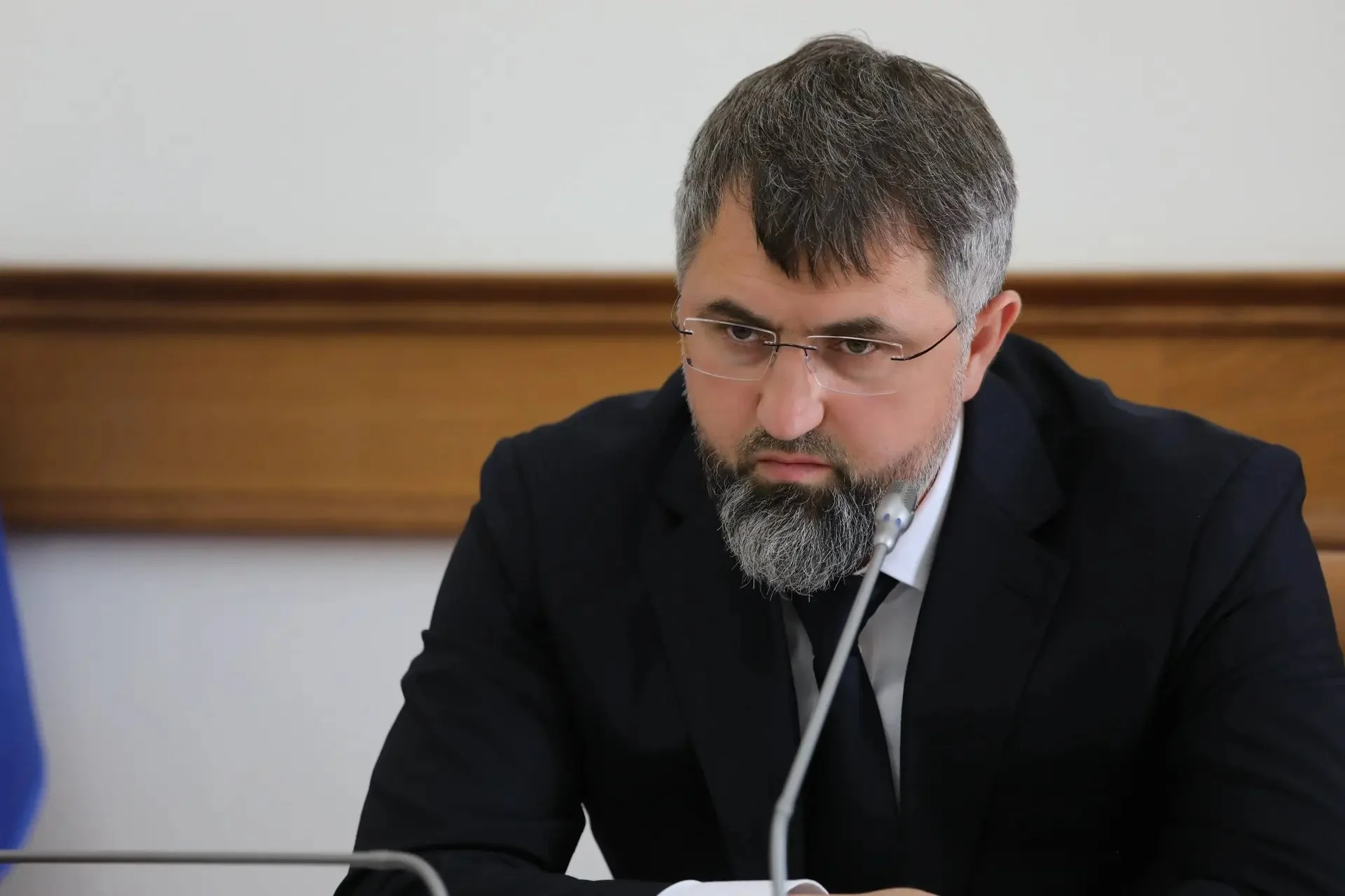 Магомед Рамазанов потребовал повысить качество обратной связи с населением