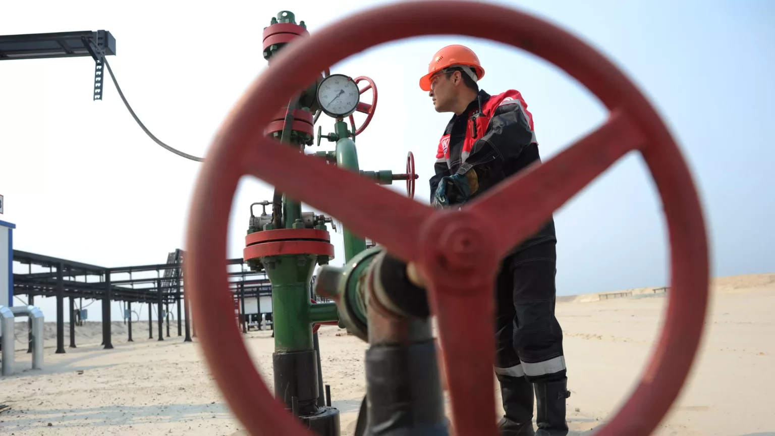 День работников нефтяной и газовой промышленности в России