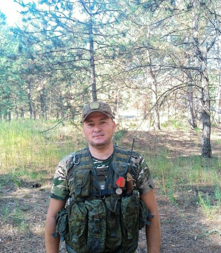 Награда нашла героя