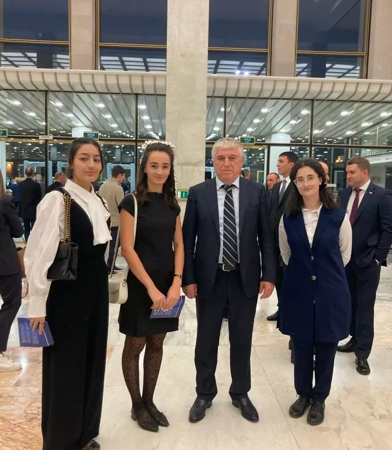Дагестанские школьники посетили концерт в Кремлевском дворце