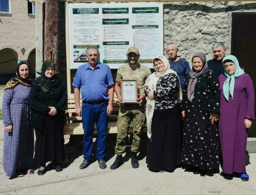 В селе Мехельта состоялась встреча с бойцом СВО Шарудином Магомедовым