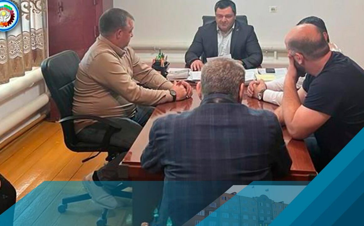 Власти Хасавюртовского района проводят комплексные мероприятия по организации призыва и контрактной службы