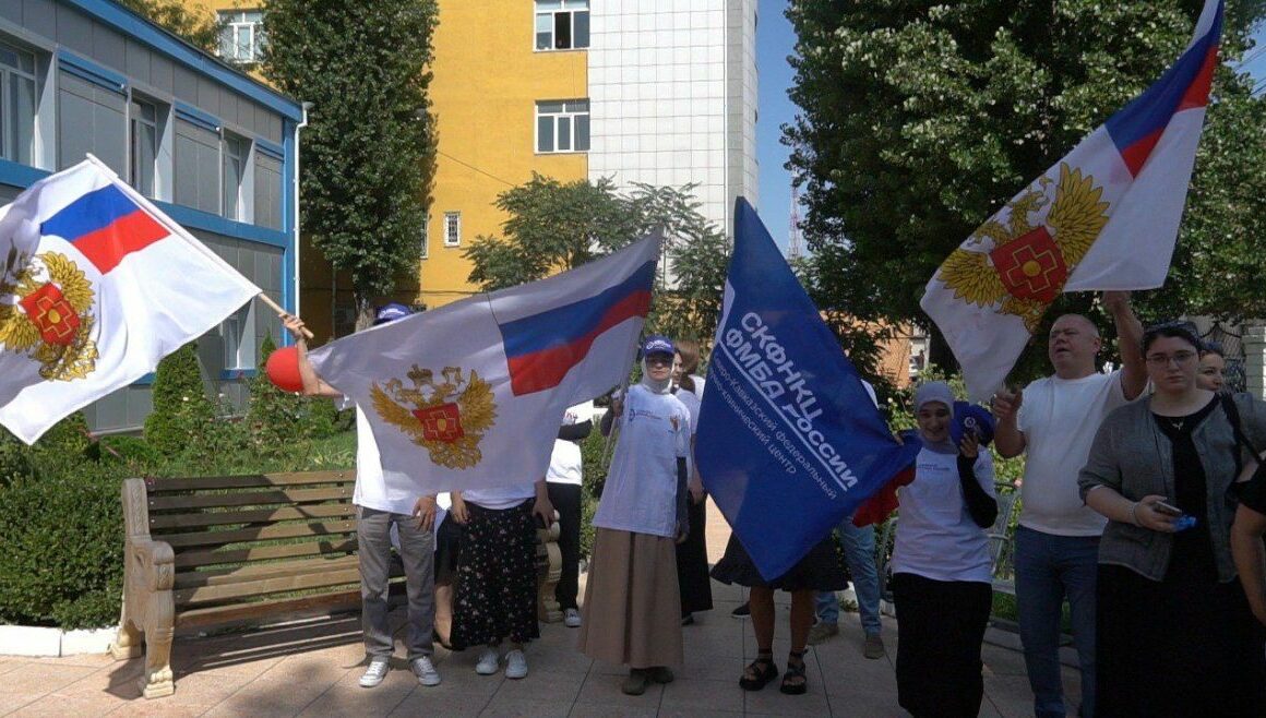 В Махачкале прошла акция "#ДавайВступай!»