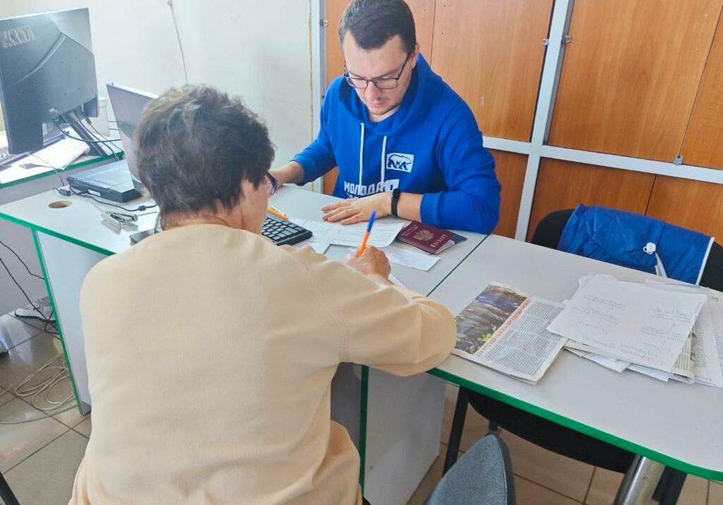 Руководитель «Молодой Гвардии» в Дагестане Сергей Никитин рассказал о своей поездке на Донбасс в рамках гуманитарной миссии