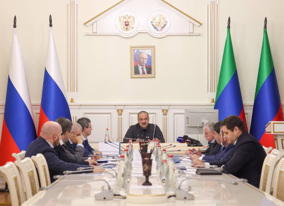 Вопросы развития дорожно-транспортного комплекса Дагестана обсудили под руководством Сергея Меликова