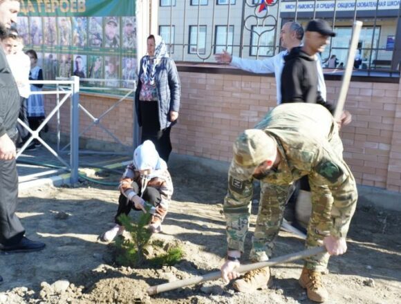 "Сад Памяти" высажен в селе Львовский №1 Бабаюртовского района