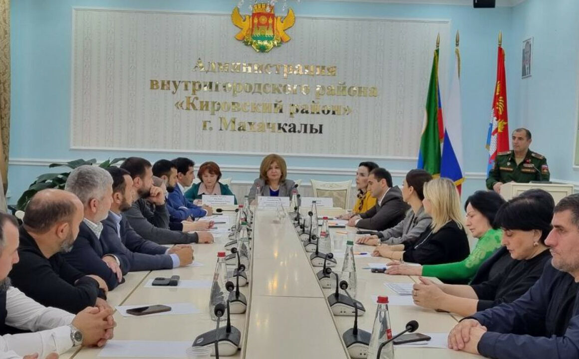 Депутаты обсудили работу по привлечению граждан к военной службе по контракту