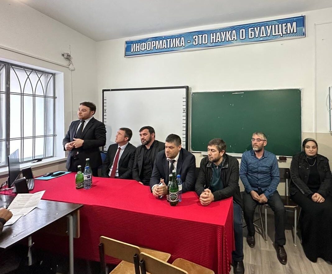 В Унцукульском районе молодежи рассказали о противодействии идеологии терроризма