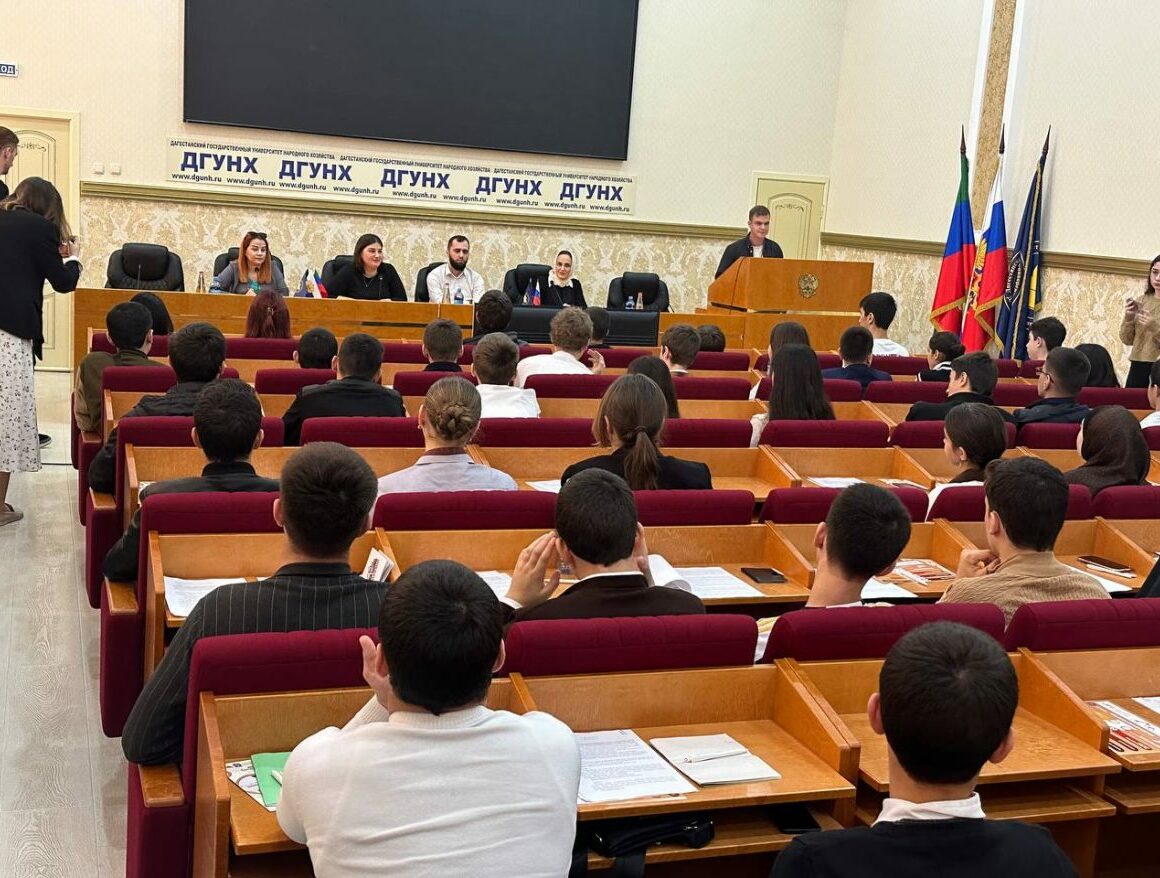 В Махачкале прошел финал Олимпиады по основам предпринимательства