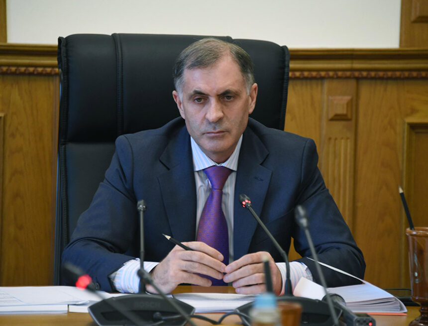 Камил Давдиев: «Мы начинаем решать социальные проблемы, которые накапливались десятилетиями»