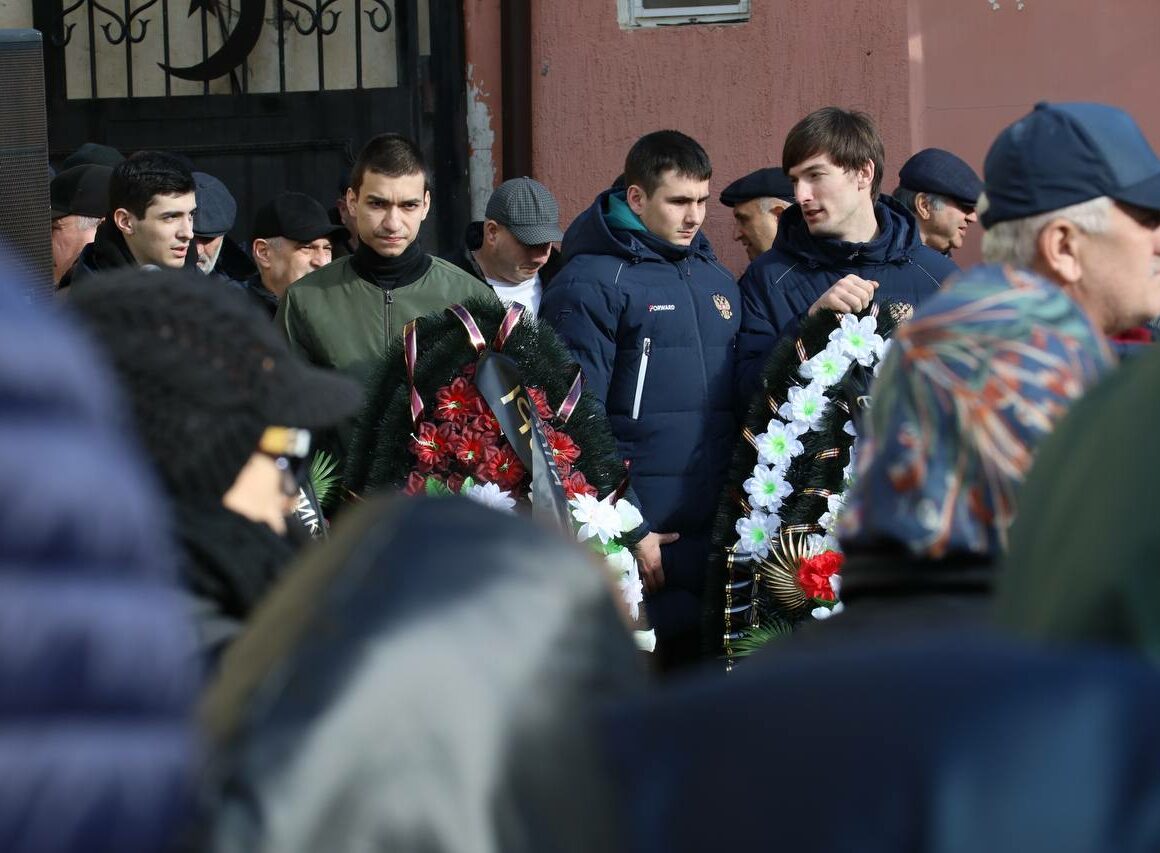 Церемония прощания с Мурадом Кажлаевым прошла в Махачкале
