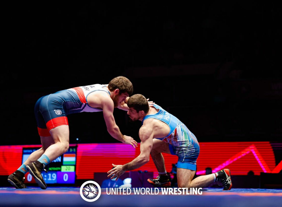 Дагестанские борцы успешно выступили на чемпионате Европы в Бухаресте