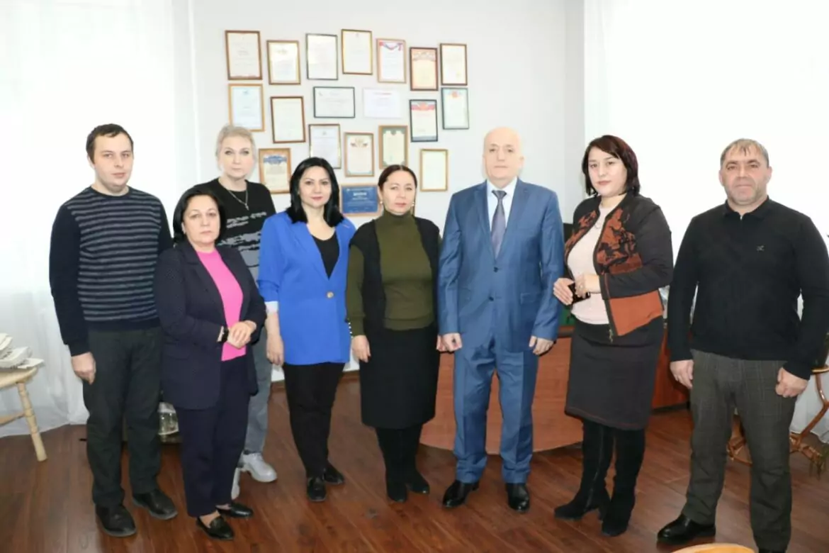 Представитель Правительства Дагестана в Карачаево-Черкесской Республике встретился с представителями СМИ