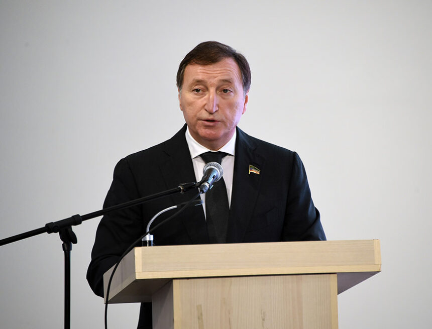 Заур Аскендеров: "Мы низко склоняем головы перед святой материнской любовью, стойкостью и терпением"