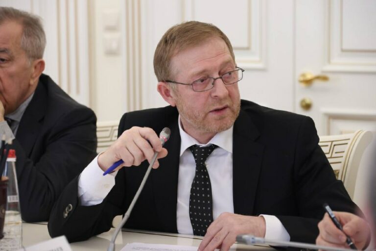 Руководитель «Дагэнерго» Магомедхабиб Мухумаев рассказал о реализации мероприятий по повышению надёжности электроснабжения
