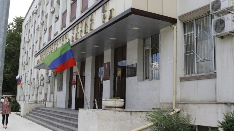 Минтруда Дагестана обеспечило более 6,5 тысяч маломобильных граждан комфортными условиями для голосования