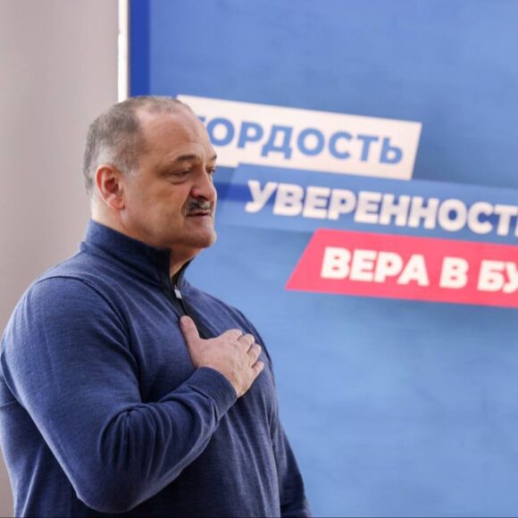 Владимир Владимирович Путин – Президент России!