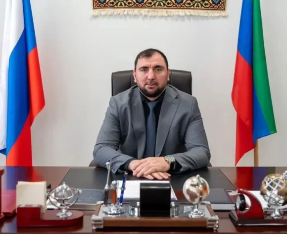Директор махачкалинской школы №49 отправится служить в зону СВО
