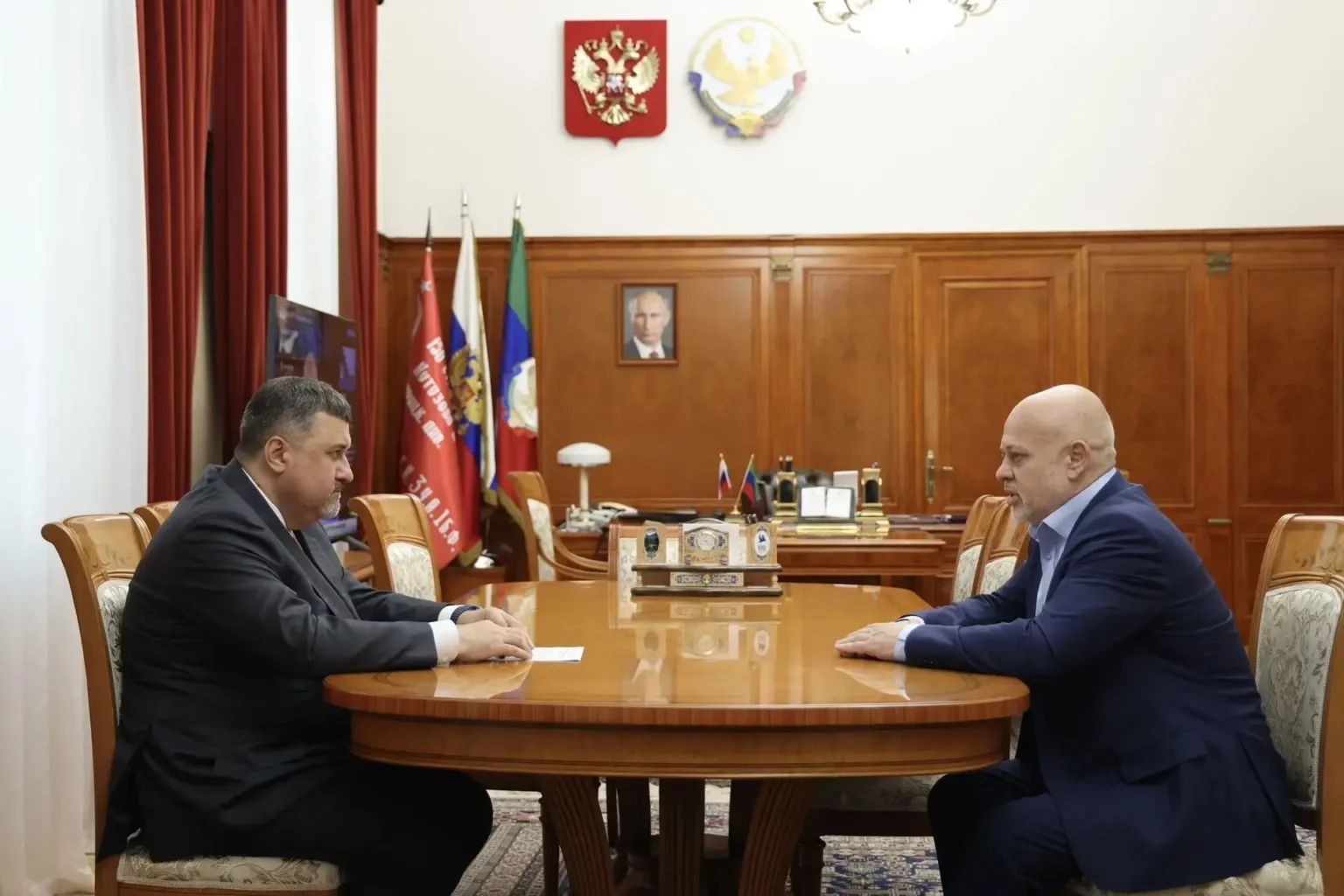 Федор Щукин встретился с главой подшефного Михайловского муниципального округа Вячеславом Бедняком