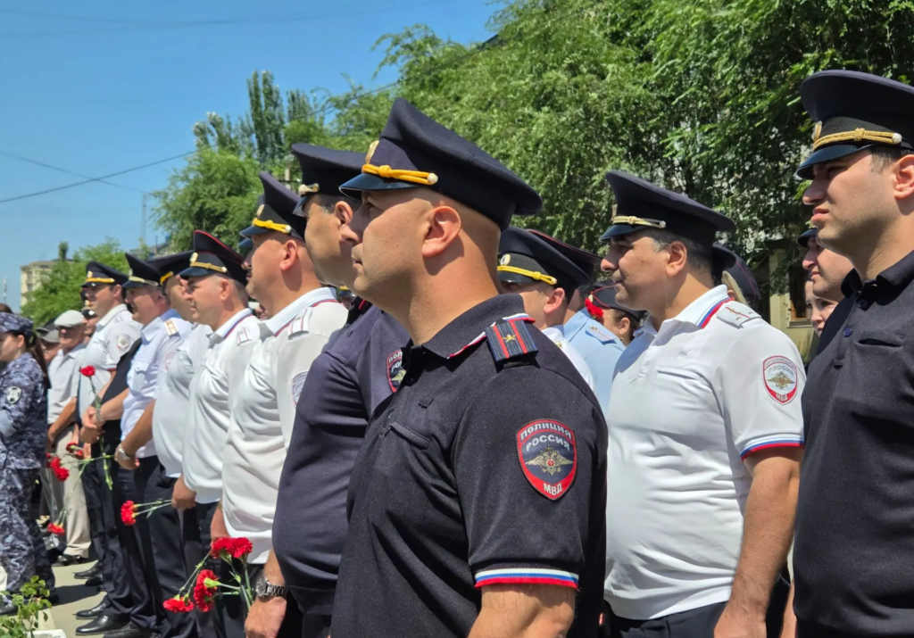 В Дагестане почтили память Героя России Магомеда Нурбагандова
